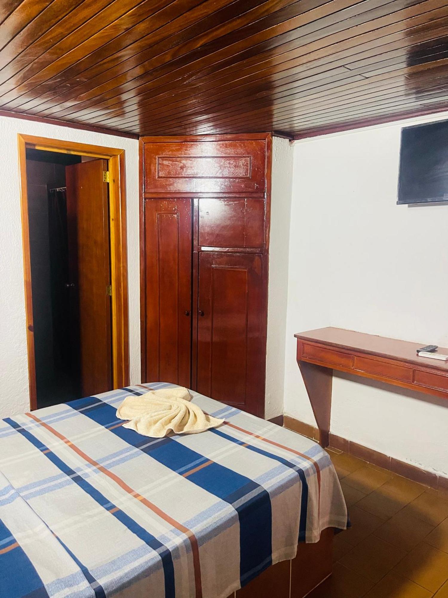 Hotel Brisas Del Mar 2022 Catia La Mar Екстер'єр фото