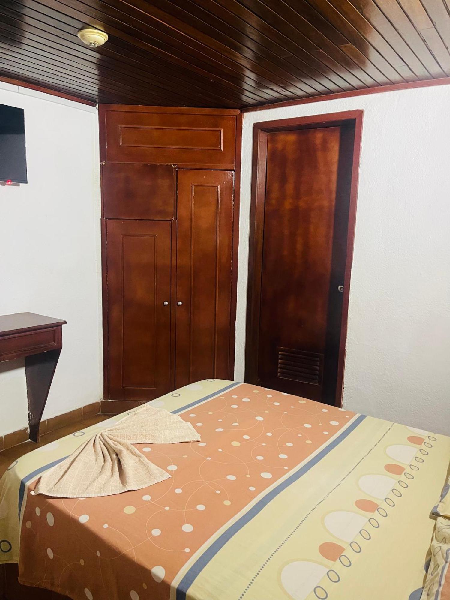Hotel Brisas Del Mar 2022 Catia La Mar Екстер'єр фото